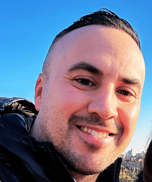 Develoroo founder and lead developer based in Taunton, Somerset - specialist in mobile app and website development for small businesses